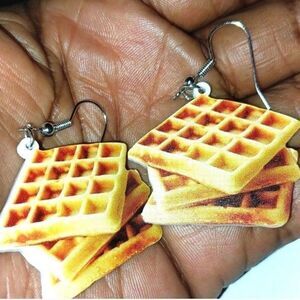 Hand crafted ladies fun realistic 5d dangle earrings Waffles